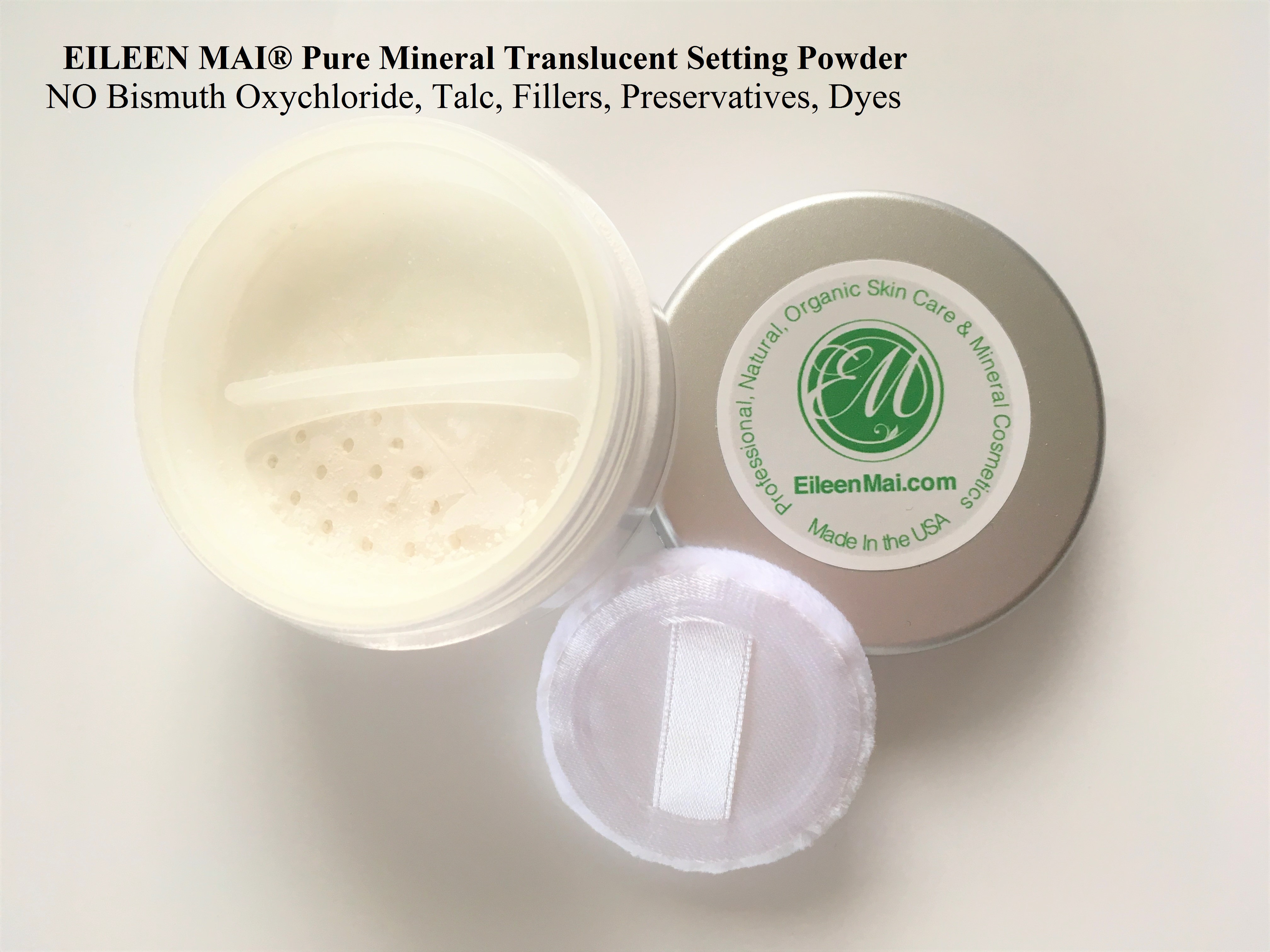 Phấn phủ trong Natural Silky Skin Translucent Setting Powder